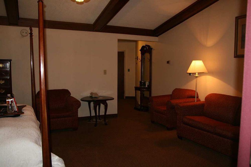 Quality Inn & Suites Searcy I-67 Room photo