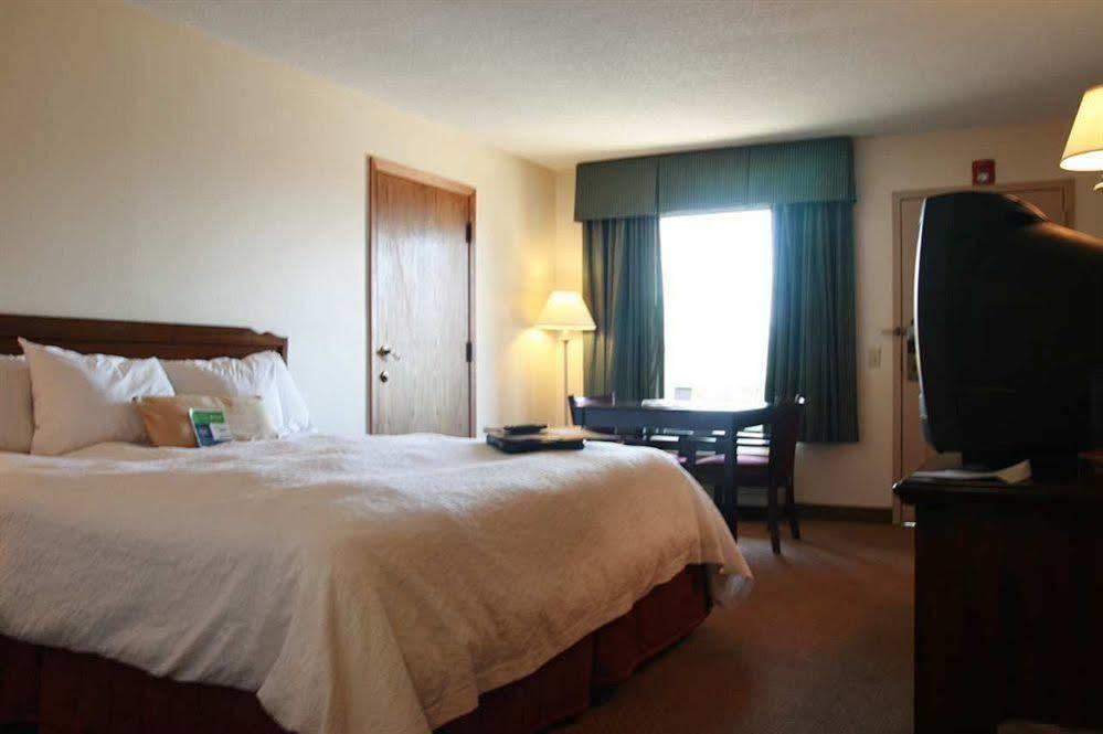 Quality Inn & Suites Searcy I-67 Room photo